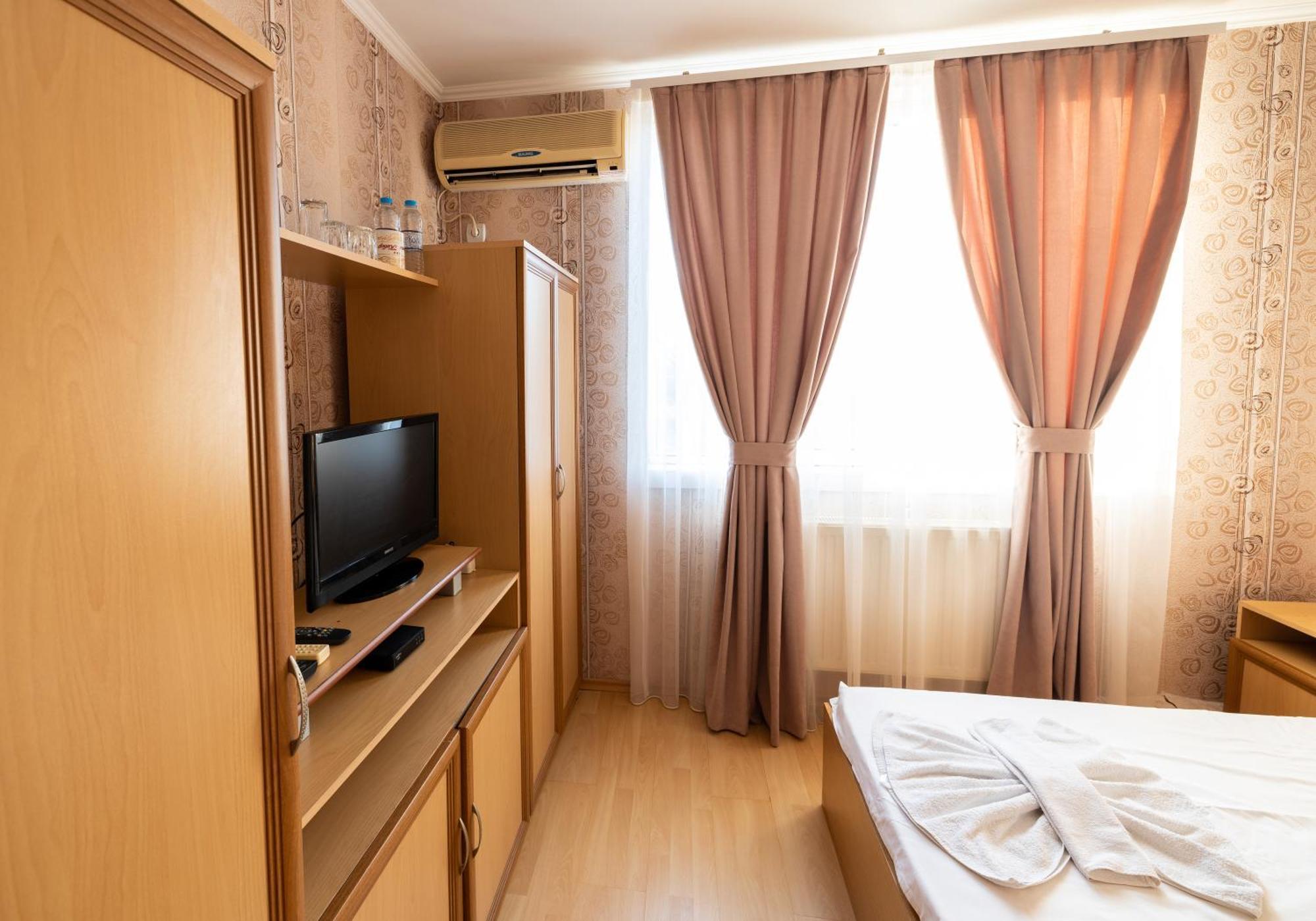 Hotel Kibor Gulubovo  Dış mekan fotoğraf