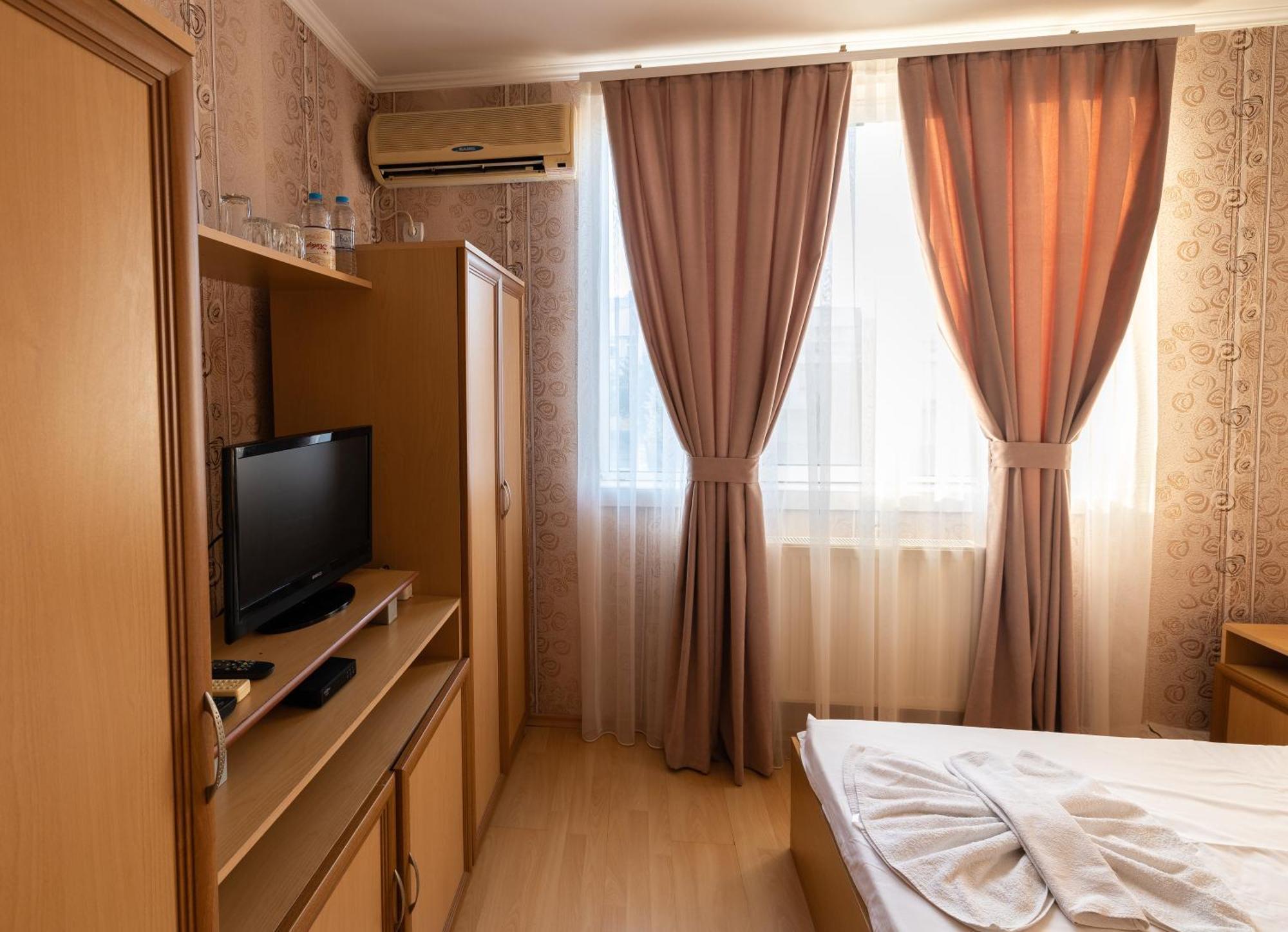 Hotel Kibor Gulubovo  Dış mekan fotoğraf