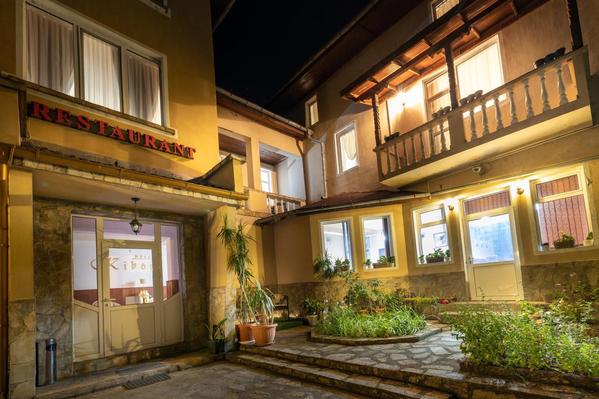 Hotel Kibor Gulubovo  Dış mekan fotoğraf